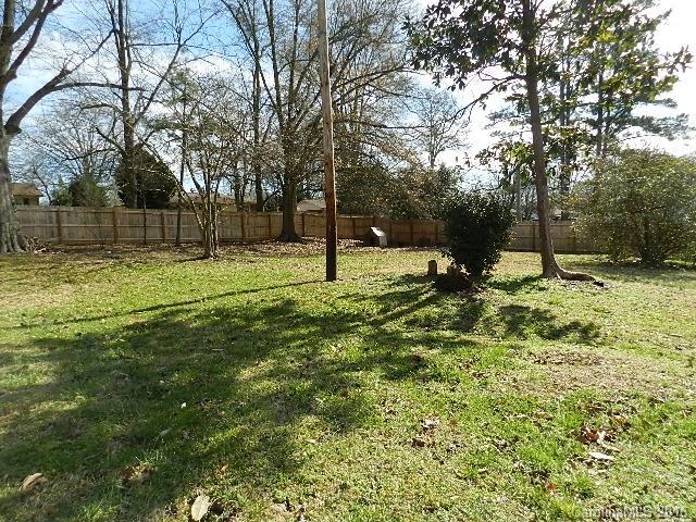1701 Linwood Road Gastonia, NC 28052 - Photo 12 of 24 Gallery Image 12