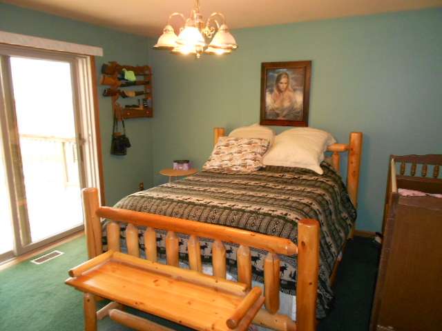 8196 Wildcat Road Jeddo, MI 48032 - Photo 18 of 28 31079084-17.JPG