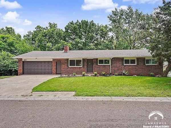 $399,900 | 820 Pine Street, Eudora, KS 66025