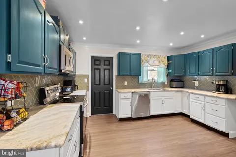 $685,000 | 151 Autumn Court, Huntingtown, MD 20639