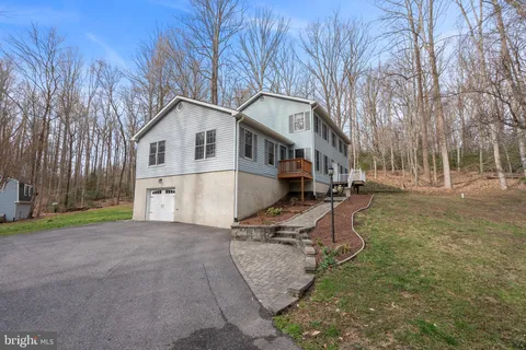$685,000 | 151 Autumn Court, Huntingtown, MD 20639