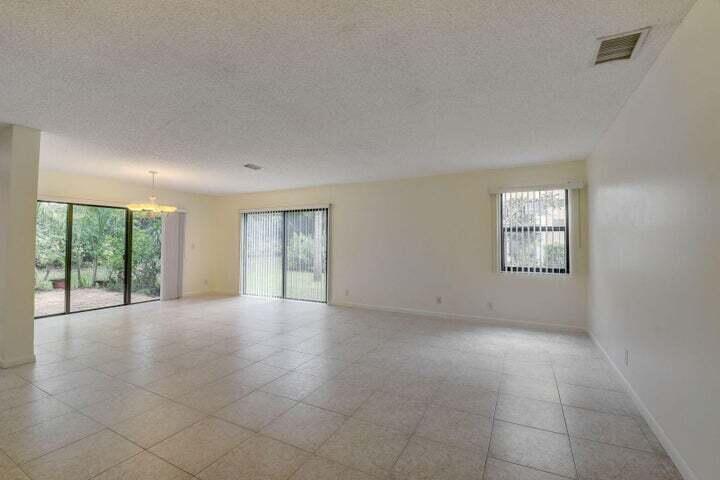 6030 Verde Trail South, Unit 2050 Boca Raton, FL 33433 - Photo 7 of 30 205-7