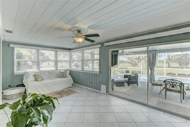 $3,000 | 711 Whitfield Avenue, Sarasota, FL 34243