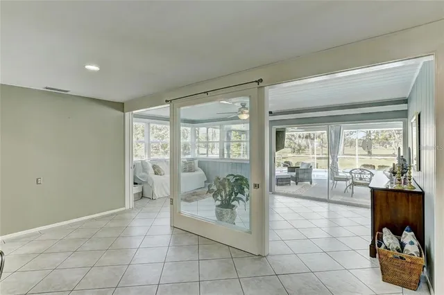 $3,000 | 711 Whitfield Avenue, Sarasota, FL 34243