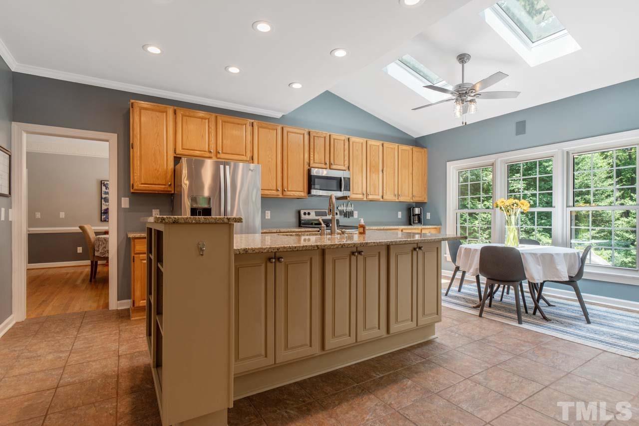 4112 Summer Ridge Court Apex, NC 27539 - Photo 14 of 60 Gallery Image 14