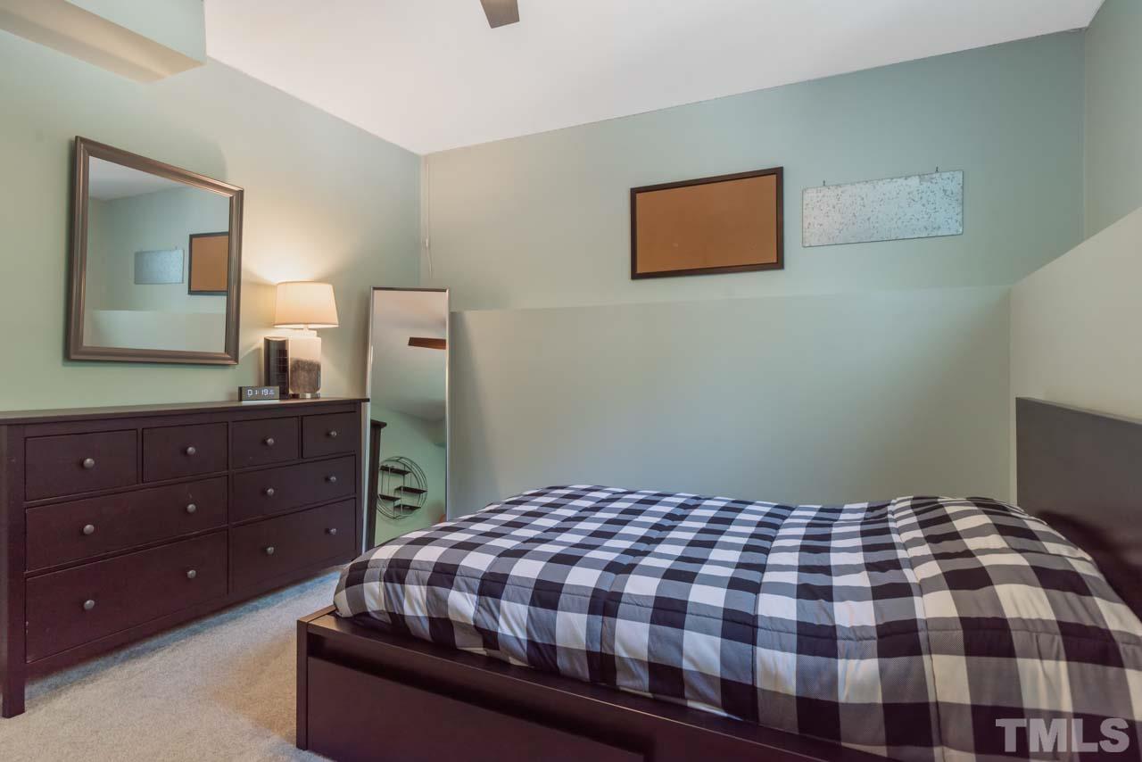 4112 Summer Ridge Court Apex, NC 27539 - Photo 33 of 60 Gallery Image 33