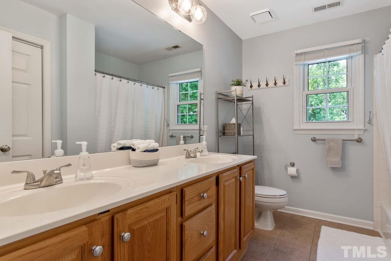 4112 Summer Ridge Court Apex, NC 27539 - Photo 35 of 60 Gallery Image 35