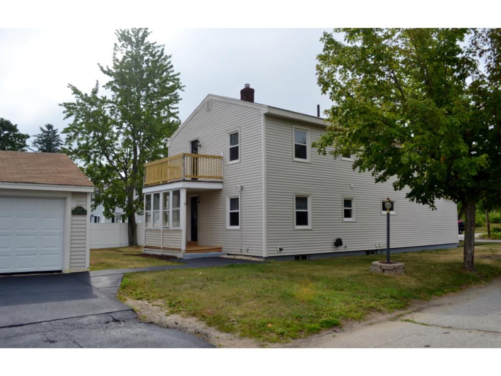 219 Fieldcrest Road Manchester, NH 03102 - Photo 2 of 27