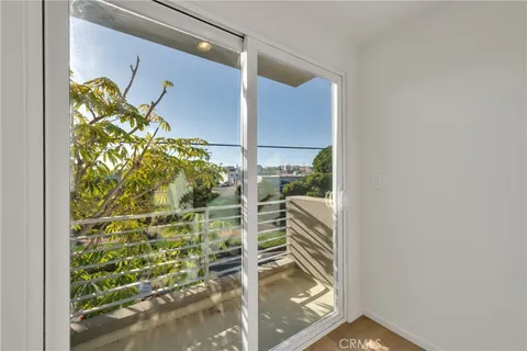 $2,400,000 | 514 Ardmore Avenue, Hermosa Beach, CA 90254