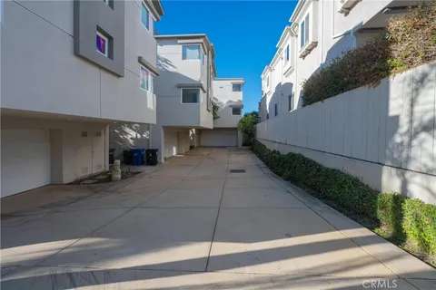 $2,400,000 | 514 Ardmore Avenue, Hermosa Beach, CA 90254