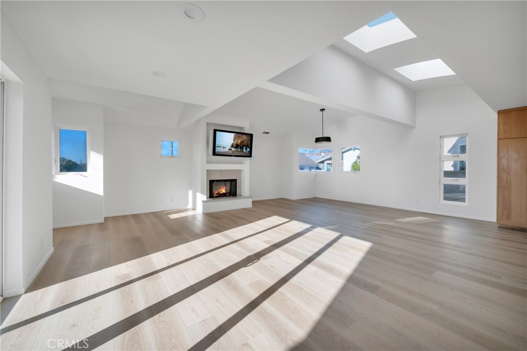 514 Ardmore Avenue Hermosa Beach, CA 90254 - Photo 6 of 54