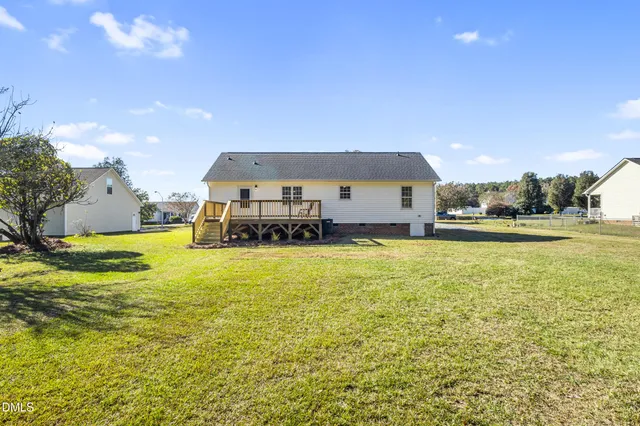 $325,000 | 106 Hilltop Drive, Four Oaks, NC 27524