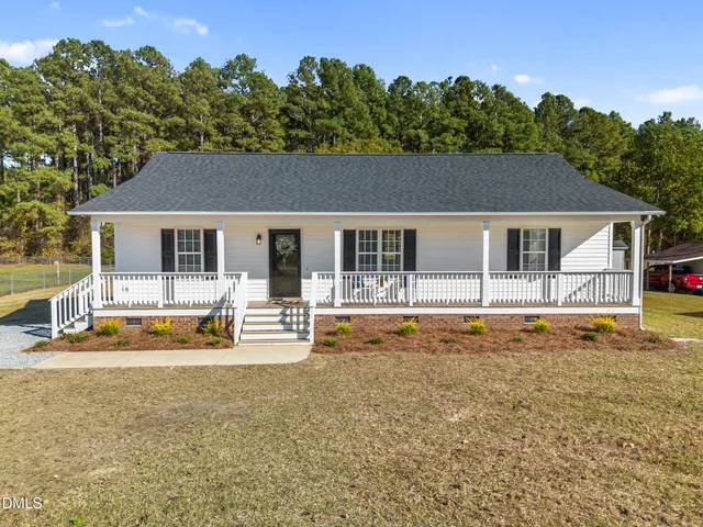 $325,000 | 106 Hilltop Drive, Four Oaks, NC 27524