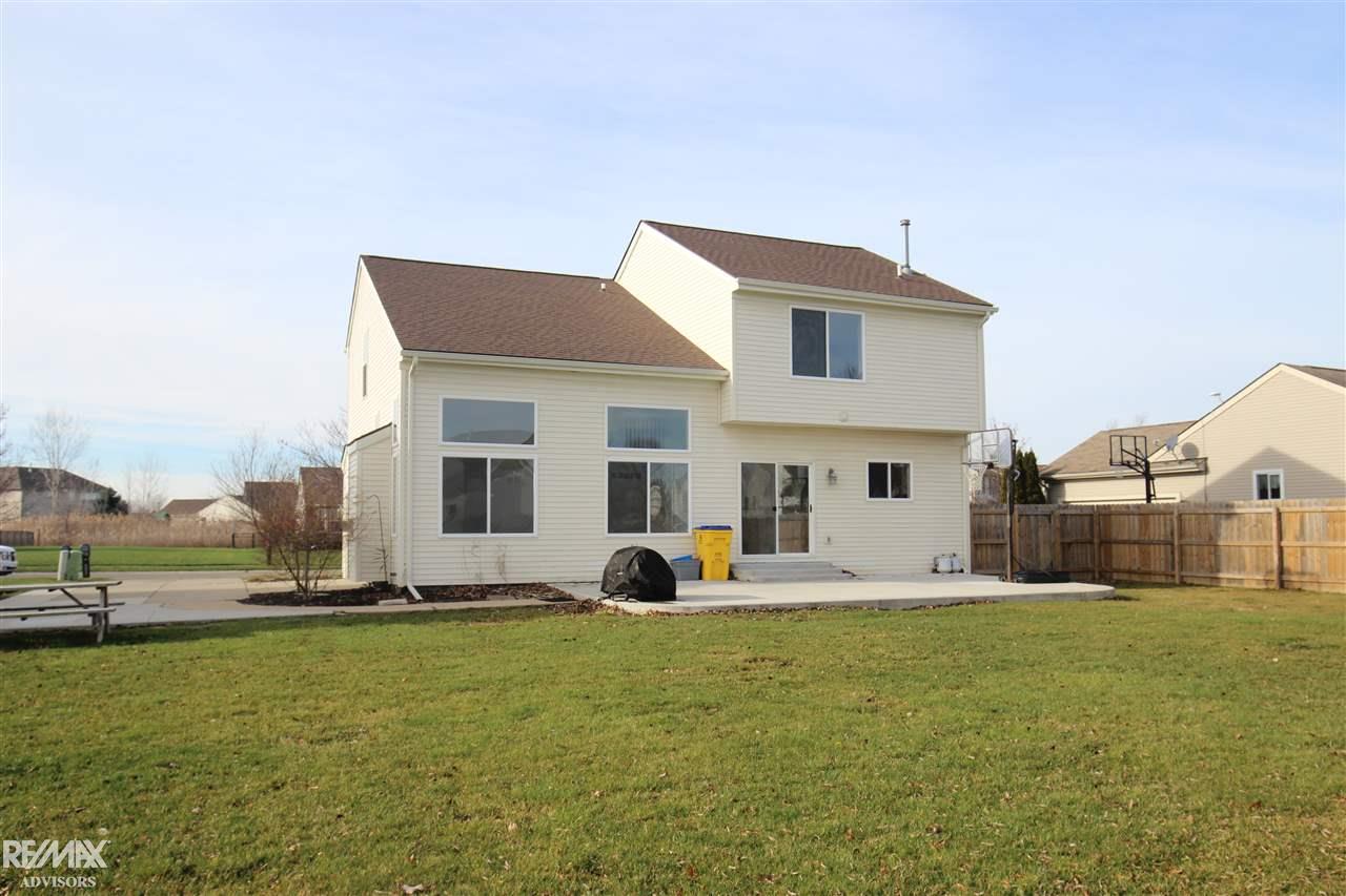 51976 Rivard Road New Baltimore, MI 48047 - Photo 29 of 30 50029784-28.JPG