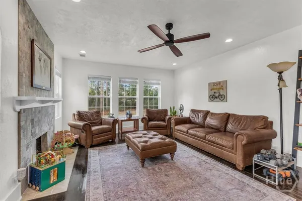 $318,545 | 686 South 4th Street, Jesup, GA 31545