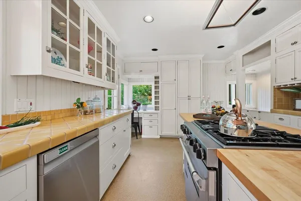 $1,240,000 | 43120 Montgomery Avenue, Davis, CA 95618