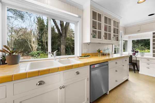 $1,240,000 | 43120 Montgomery Avenue, Davis, CA 95618