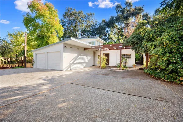 $1,240,000 | 43120 Montgomery Avenue, Davis, CA 95618