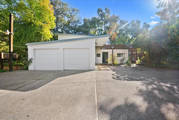 $1,240,000 | 43120 Montgomery Avenue, Davis, CA 95618