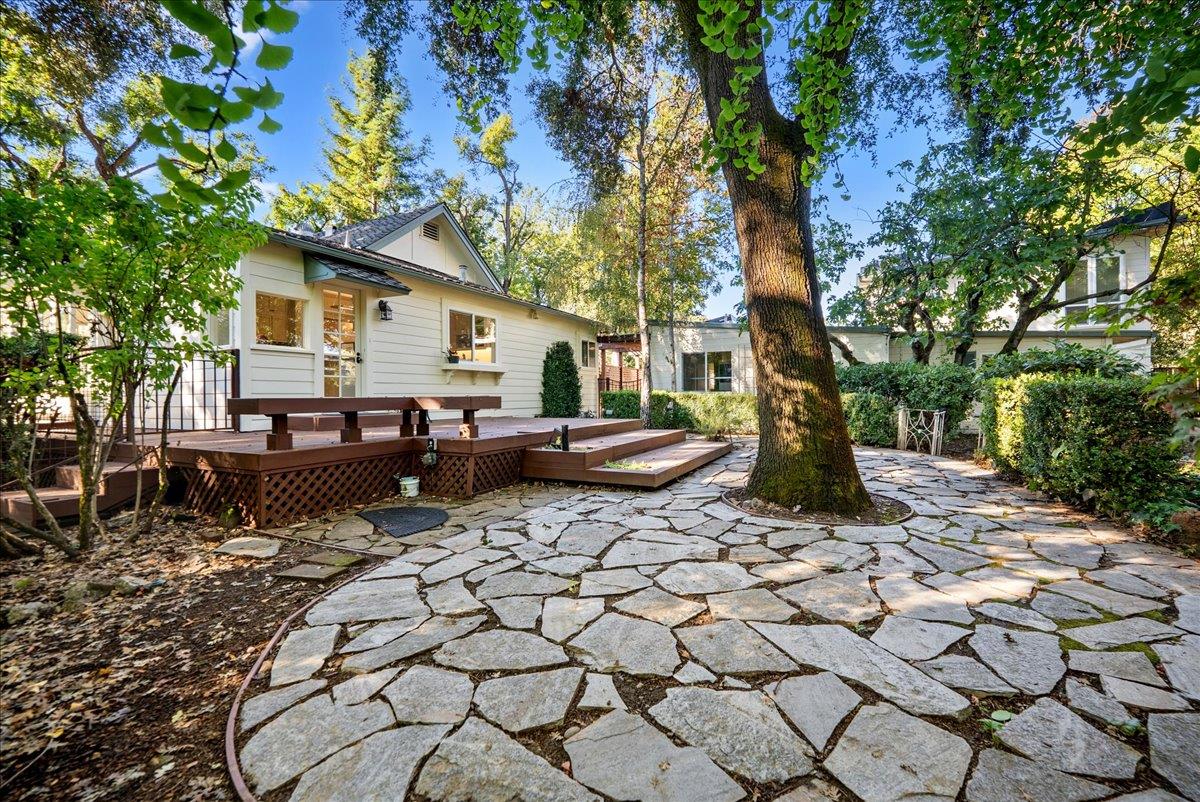 43120 Montgomery Avenue Davis, CA 95618 - Photo 45 of 52 a backyard of a house with barbeque oven table and chairs