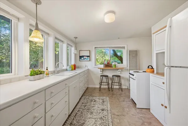 $1,240,000 | 43120 Montgomery Avenue, Davis, CA 95618