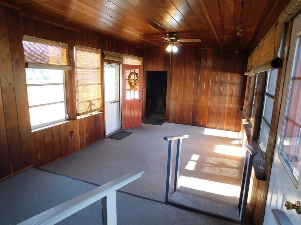 77 Champlain Street Springfield, MA 01151 - Photo 21 of 31 Gallery Image 21