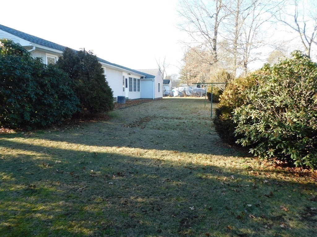 77 Champlain Street Springfield, MA 01151 - Photo 29 of 31 Gallery Image 29