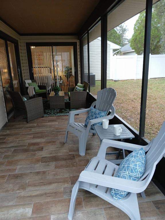 156 Devon Court Dunedin, FL 34698 - Photo 19 of 21 a living room with furniture