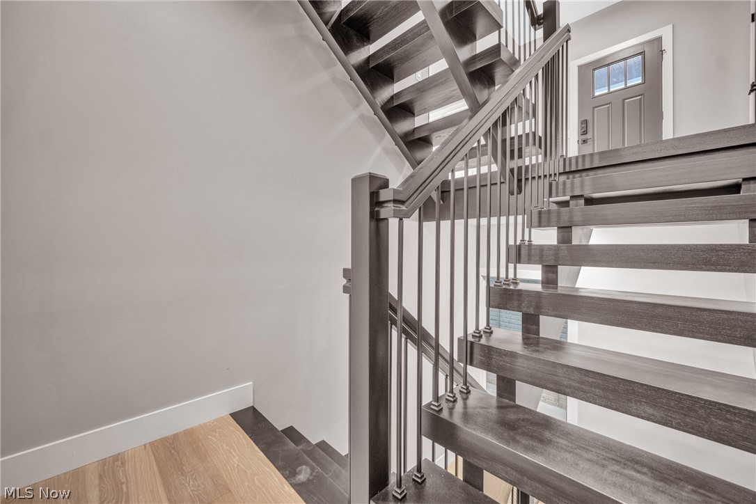4009 Brainard Road Beachwood, OH 44122 - Photo 37 of 50 Floating Stairway