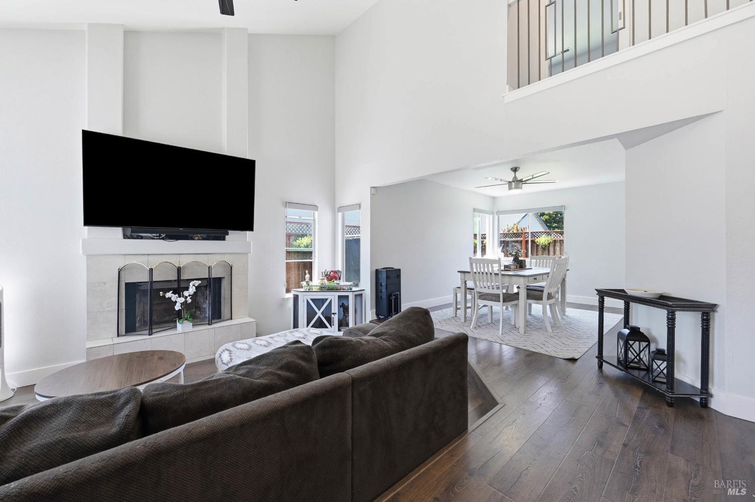 3547 Banyan Street Santa Rosa, CA 95403 - Photo 9 of 55 Gallery Image 9