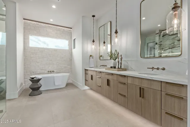 $3,895,000 | 27159 North 67th Street, Scottsdale, AZ 85266