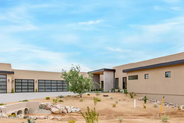 $3,895,000 | 27159 North 67th Street, Scottsdale, AZ 85266