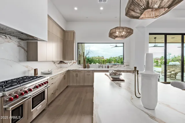 $3,895,000 | 27159 North 67th Street, Scottsdale, AZ 85266