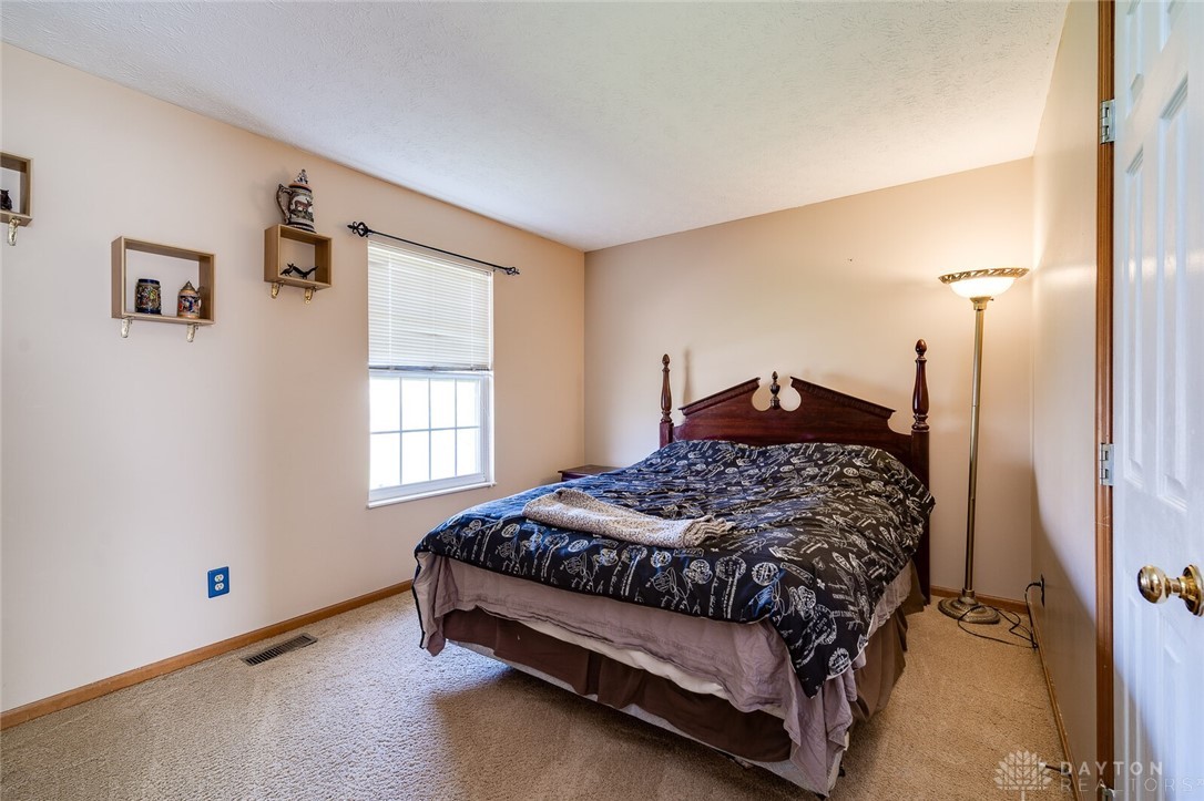 6626 Pheasant Ridge Road Dayton, OH 45424 - Photo 33 of 53 Gallery Image 33