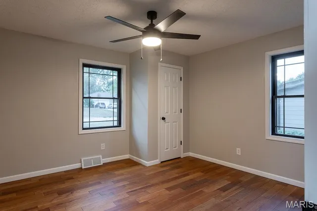 $389,000 | 605 Hunters Creek Drive, Lebanon, MO 65536