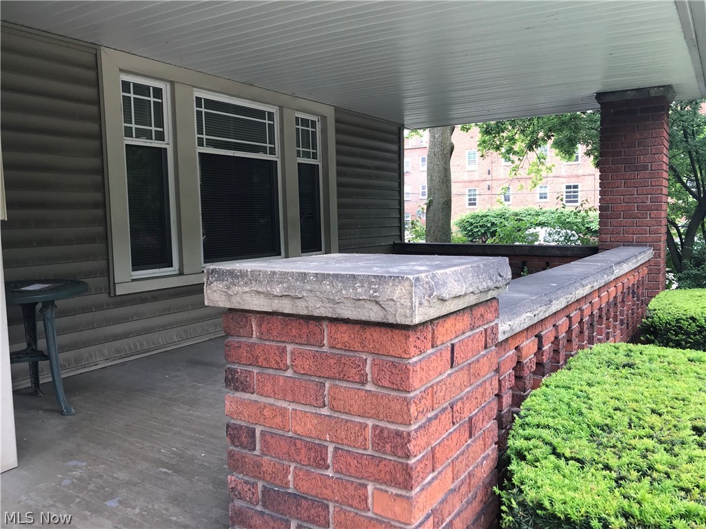 2720 Mayfield Road, Unit 3 Cleveland, OH 44106 - Photo 4 of 5 Porch