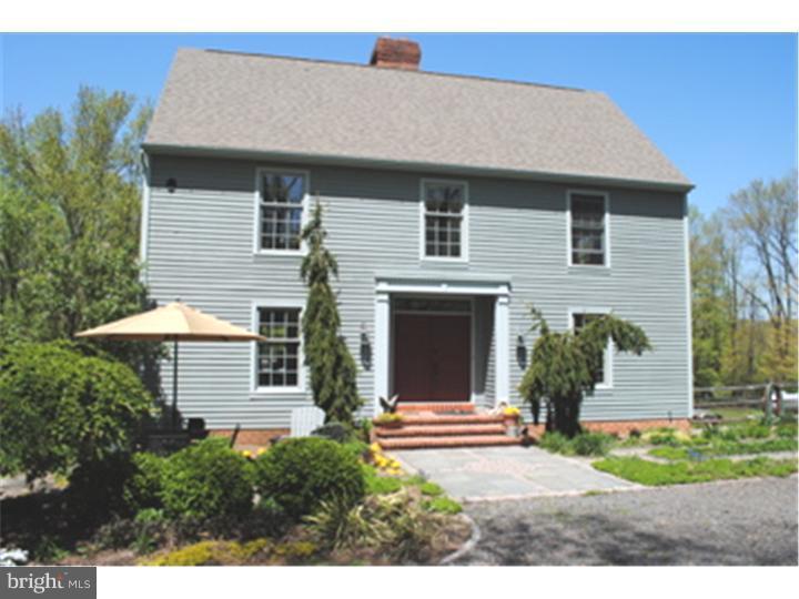 819 West Thatcher Road Quakertown, PA 18951 - Photo 1 of 25 Garage