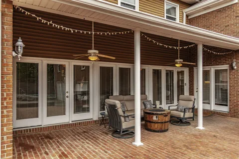 $845,000 | 135 North Country Club Drive, Hendersonville, TN 37075