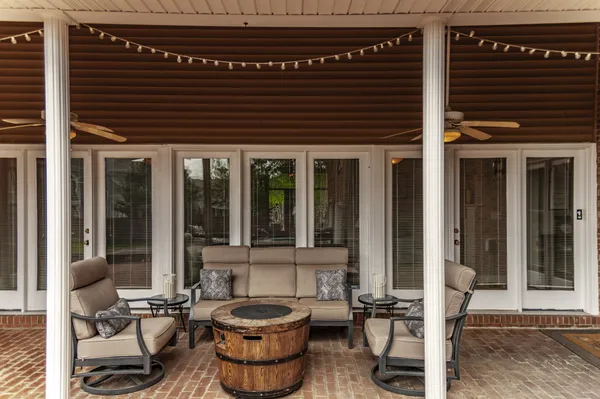 $845,000 | 135 North Country Club Drive, Hendersonville, TN 37075