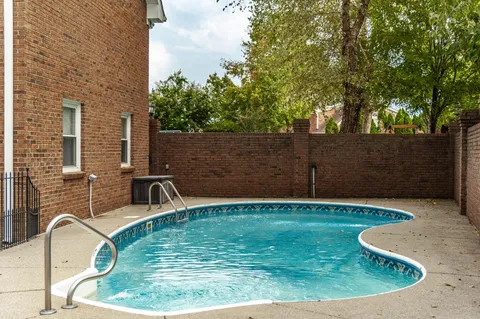 $845,000 | 135 North Country Club Drive, Hendersonville, TN 37075