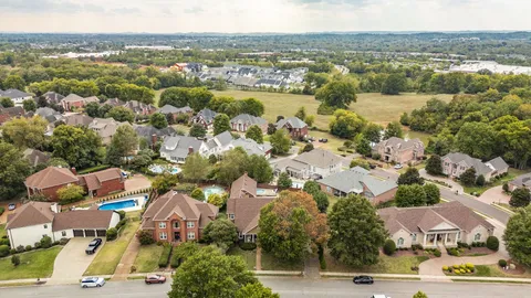 $845,000 | 135 North Country Club Drive, Hendersonville, TN 37075
