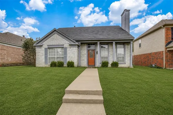 $2,450 | 4528 Fargo Drive, Grand Prairie, TX 75052