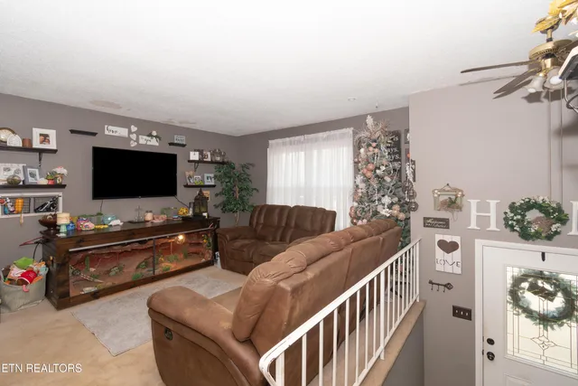 $275,000 | 2010 Swarthmore Lane, Maryville, TN 37804