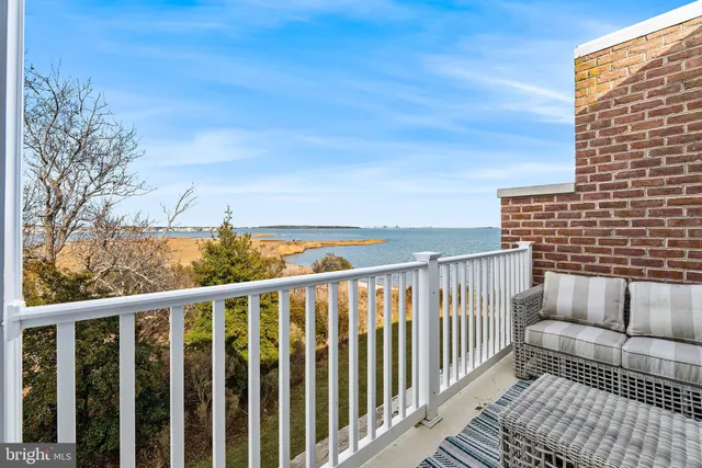 $539,900 | 2304 Points Reach, Unit 2304, Ocean Pines, MD 21811