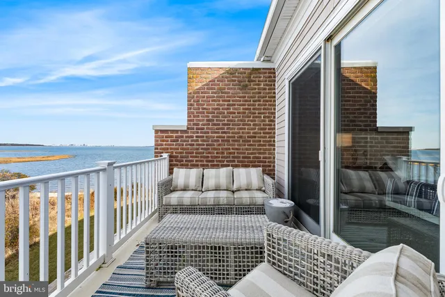 $539,900 | 2304 Points Reach, Unit 2304, Ocean Pines, MD 21811