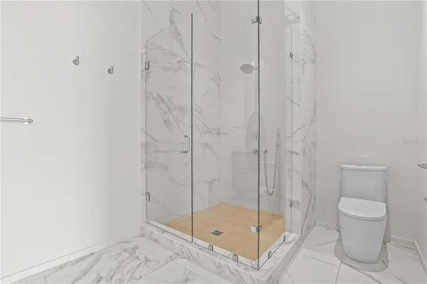 $8,000 | 1020 Sunset Point Road, Unit 710, Clearwater, FL 33755