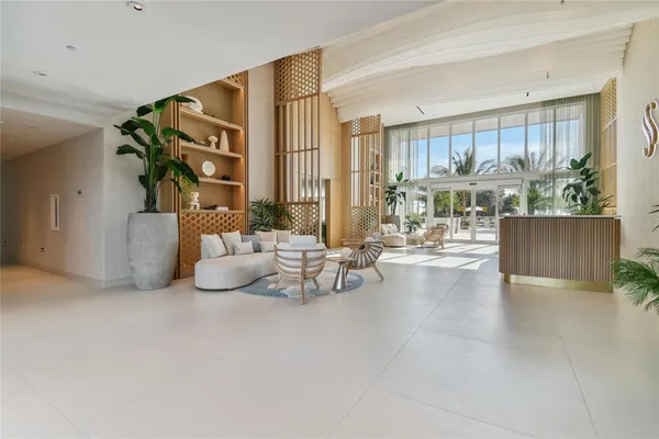 $8,000 | 1020 Sunset Point Road, Unit 710, Clearwater, FL 33755