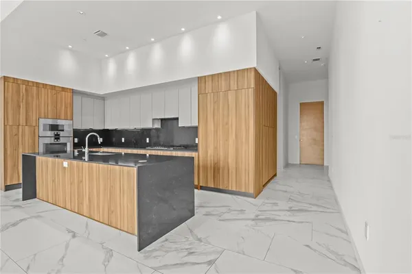 $8,000 | 1020 Sunset Point Road, Unit 710, Clearwater, FL 33755