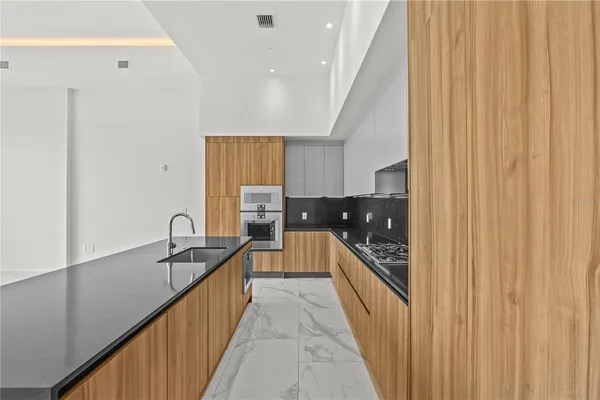 $8,000 | 1020 Sunset Point Road, Unit 710, Clearwater, FL 33755