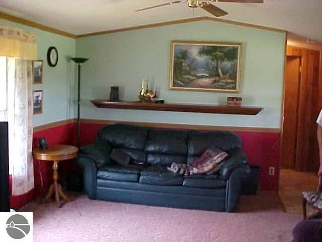 18848 Tustin Road Tustin, MI 49688 - Photo 5 of 5 1669898-4.JPG